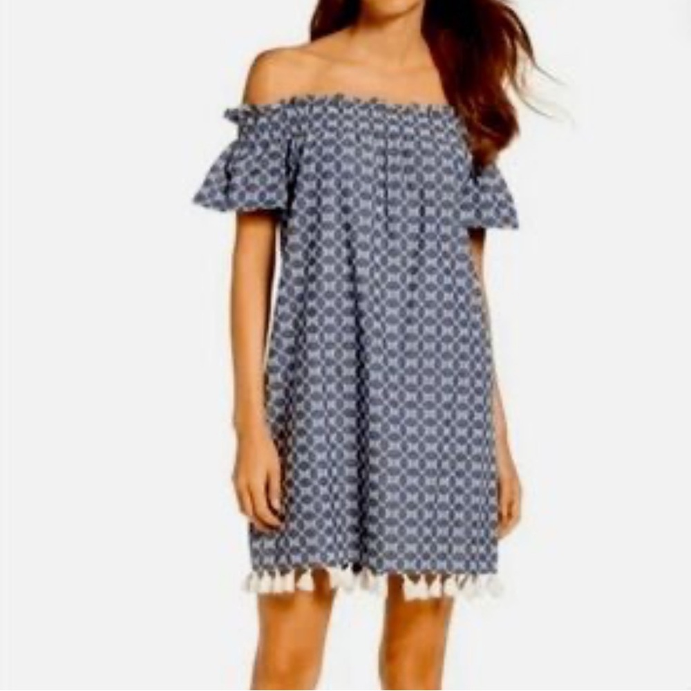 Nordstrom Chelsea 28 Chambray Off-Shoulder Dress with Tassels Size 4